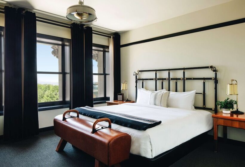 Номер Стандарт Двуспальная Кровать Вид на Парк, Chicago Athletic Association, Part Of Hyatt