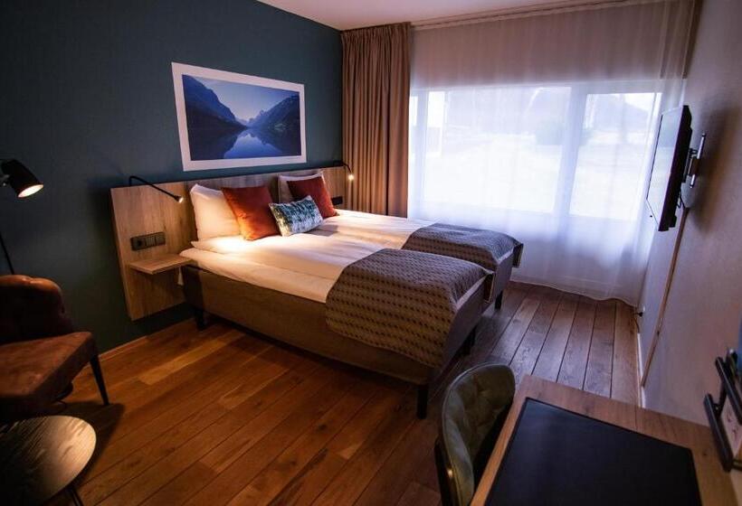 テラス付きスタンダードルーム, Nordfjord Hotell