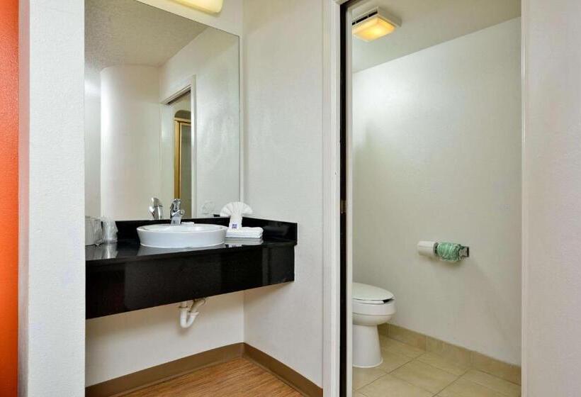 Quarto Quádruplo Estandar, Motel 6plano, Tx  West  Frisco