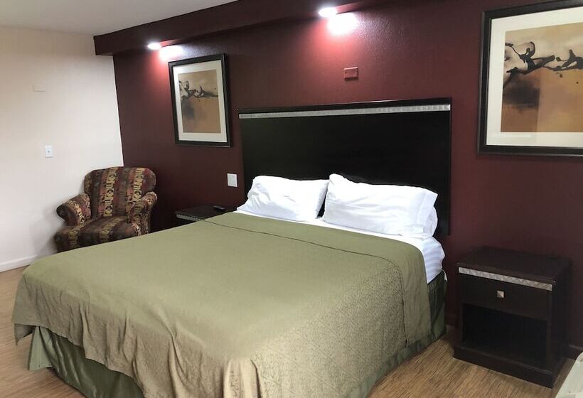 Номер Deluxe, Crossroads Inn