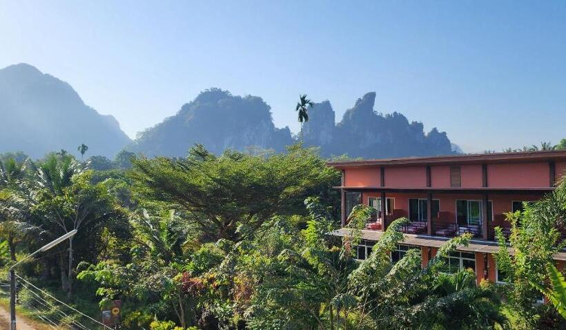 Номер Стандарт Вид на Горы, Khao Sok Country Resort