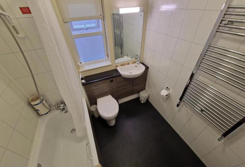 Семейный Номер, Grange Lodge