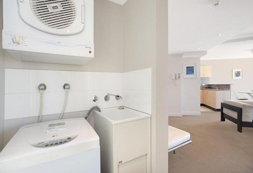 آپارتمان 2 خوابه با بالکن, Sydney Airport Suites