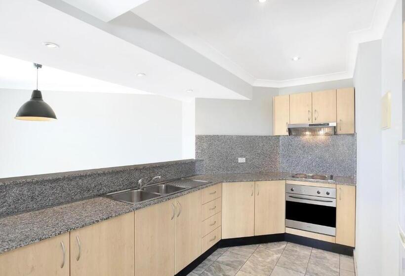 آپارتمان 2 خوابه با بالکن, Sydney Airport Suites