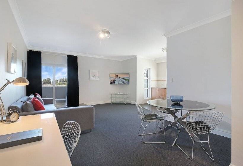 آپارتمان لوکس 1 خوابه, Sydney Airport Suites