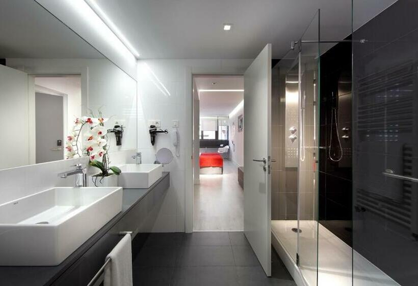 اتاق استاندارد یک نفره, Eurostars Central