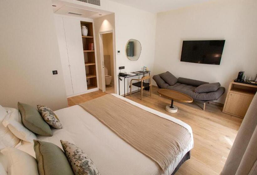 Номер Стандарт Вид на Сад, Hôtel La Caravelle