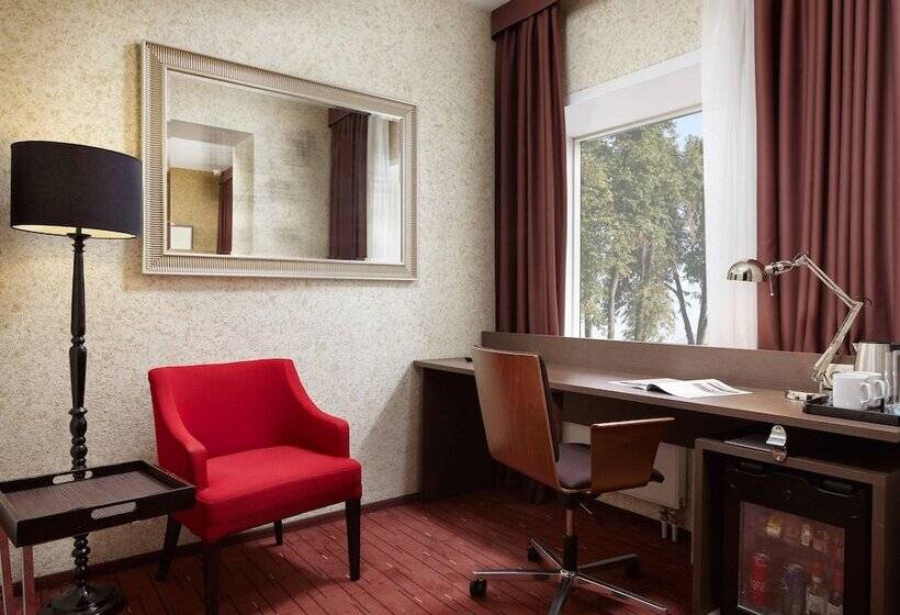 Полулюкс, Park Inn By Radisson Odintsovo