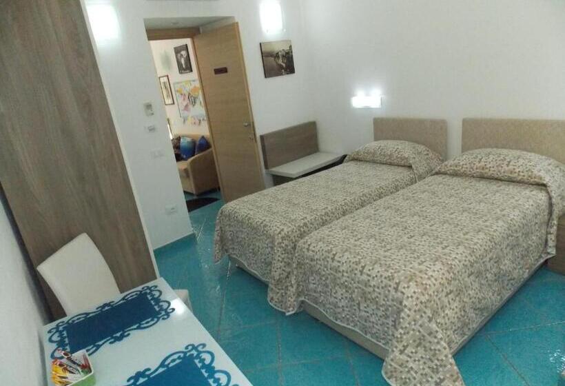 エコノミールーム, Sorrento Inn Funzionista