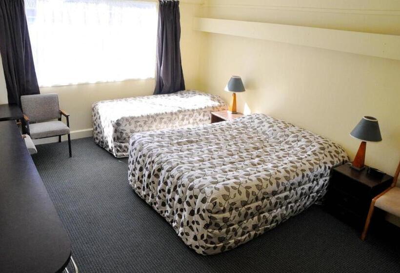 Студия Стандарт, Braemar Motor Inn