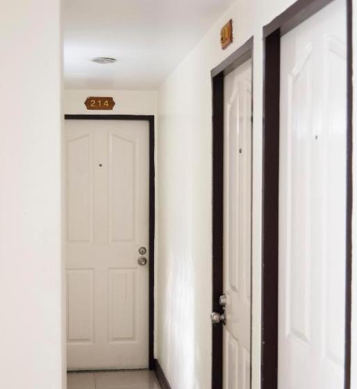 Quarto Superior, Erawan House