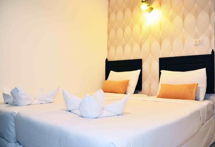 Quarto Estandar, Erawan House