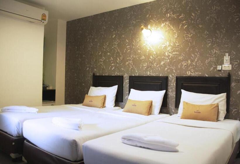 Quarto Triplo Estandar, Erawan House