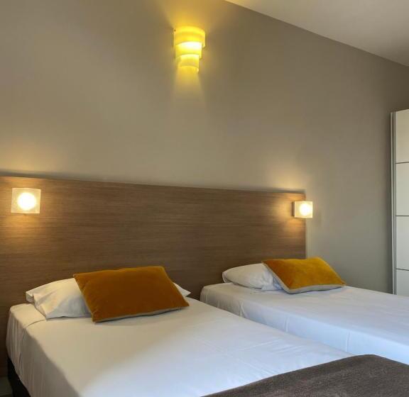 Семейный люкс с 2 спальнями и террасой, Forme Hotel & Spa Montpellier Sud Est   Parc Expositions   Arena