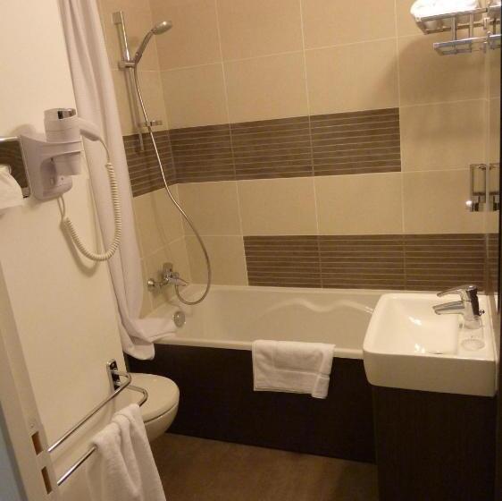 Номер Superior с Террасой, Forme Hotel & Spa Montpellier Sud Est   Parc Expositions   Arena