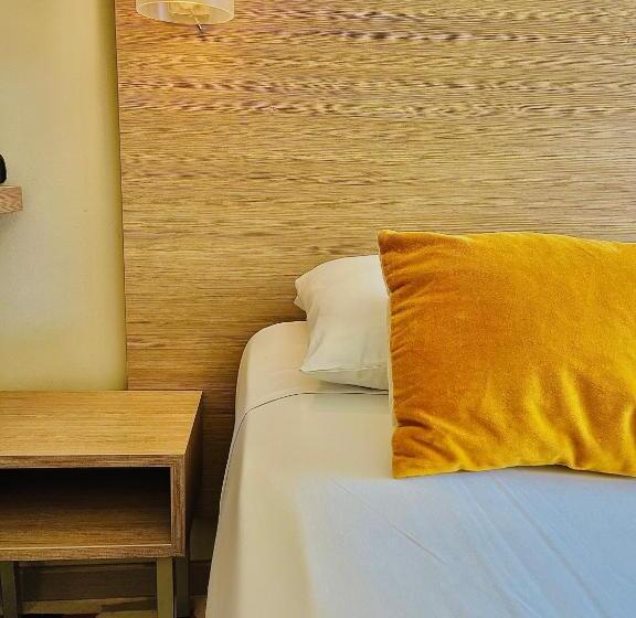 Номер Superior с Террасой, Forme Hotel & Spa Montpellier Sud Est   Parc Expositions   Arena