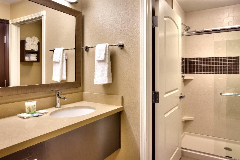 Люкс 2 Спальни, Staybridge Suites Cheyenne, An Ihg