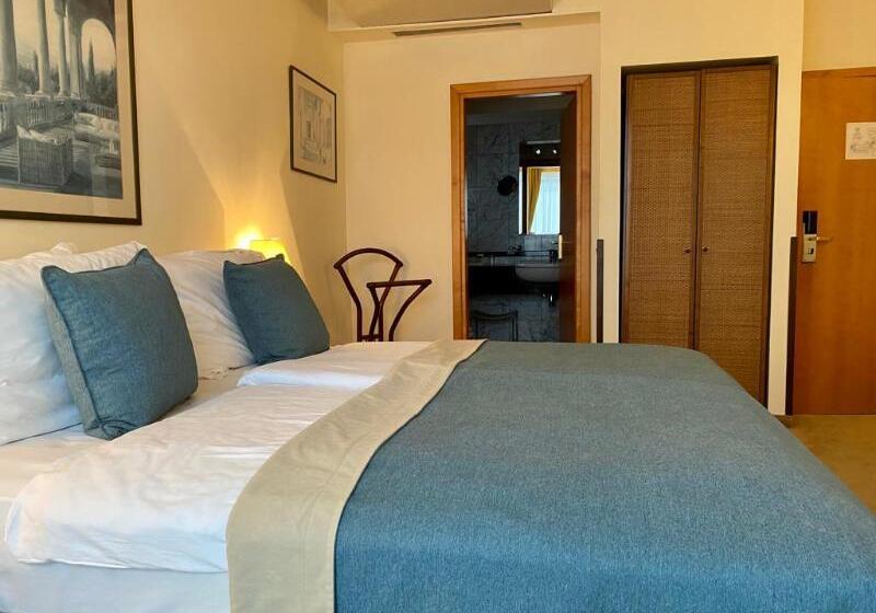 اتاق اجرایی, Windsor Oceanico