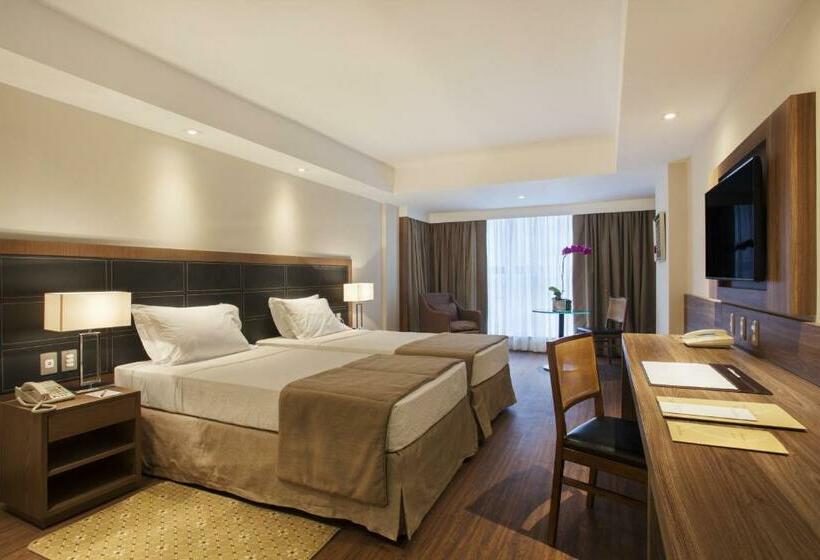 اتاق سوپریور سه تخته, Windsor Oceanico