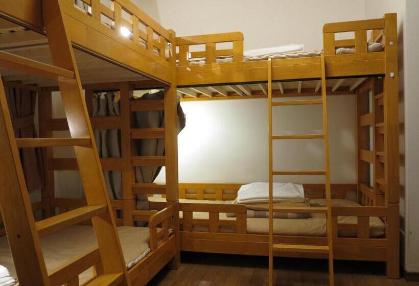 Номер Стандарт с Койками Совместная Ванная, Kyoto Hana Hostel