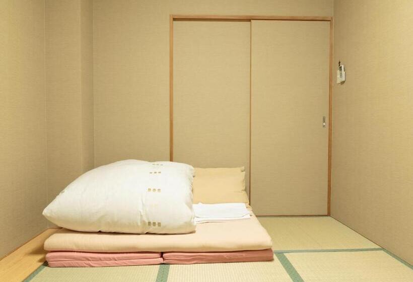 Номер Стандарт, Kyoto Hana Hostel