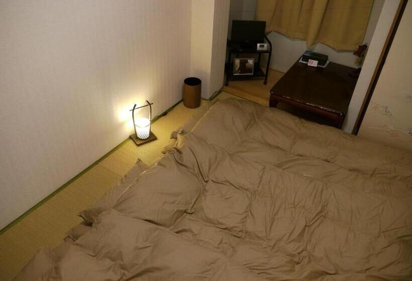 Номер Стандарт, Kyoto Hana Hostel
