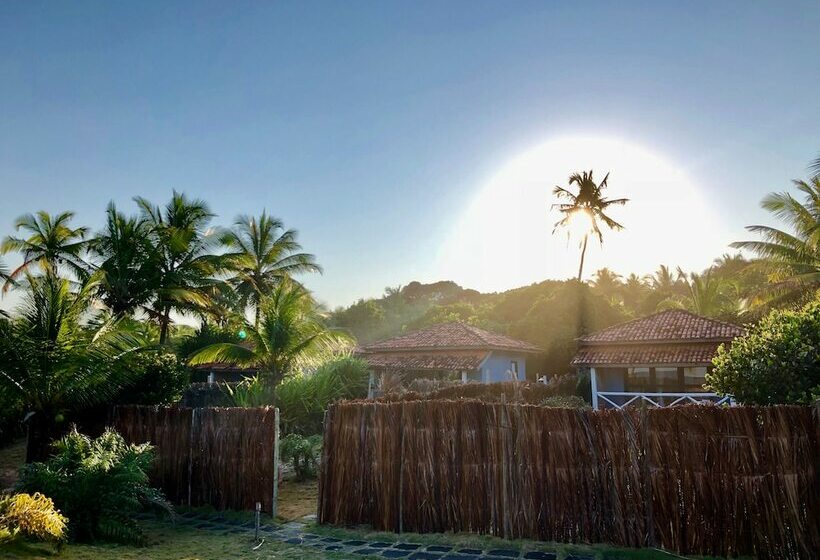 بانگلوی استاندارد, Peninsula Beach Club