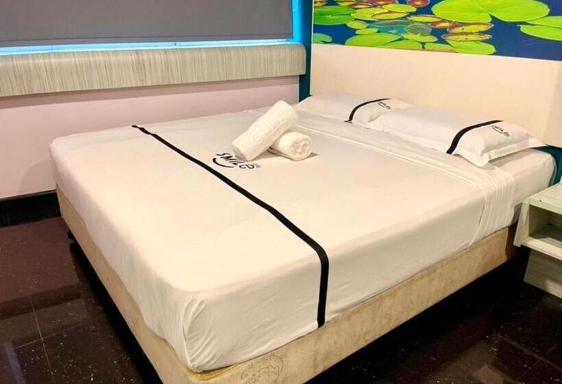 اتاق لوکس, Smile Hotel Chow Kit Pwtc