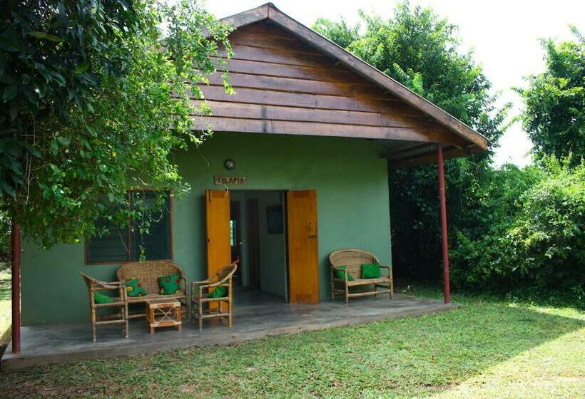 اتاق خانوادگی, Red Chilli Rest Camp