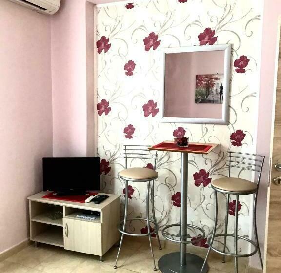 استودیوی استاندارد با چشم‌انداز دریا, Apartmani Kažanegra33