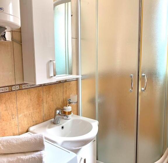 سوییت با چشم‌انداز دریا, Apartmani Kažanegra33