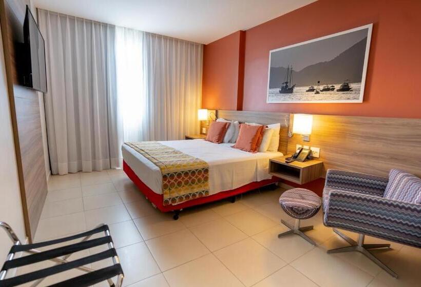 חדר משפחתי, Comfort Hotel Santos