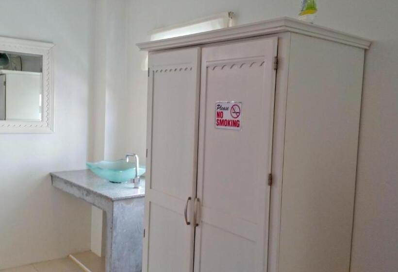 스탠다드 룸, Ben's House