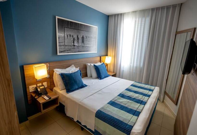 סוויטה דלוקס, Comfort Hotel Santos
