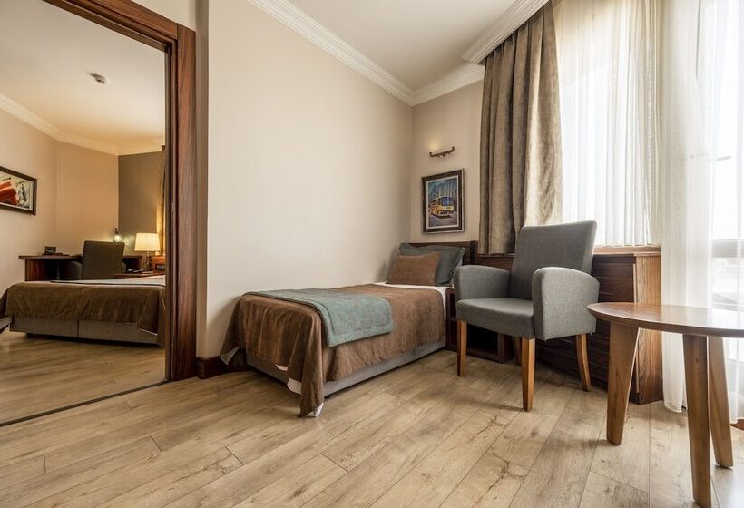 اتاق سوپریور با چشم‌انداز دریا, Cuci Hotel Di Mare Bayramoglu