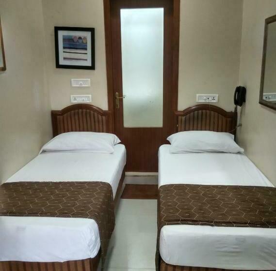 Quarto Superior, Elphinstone