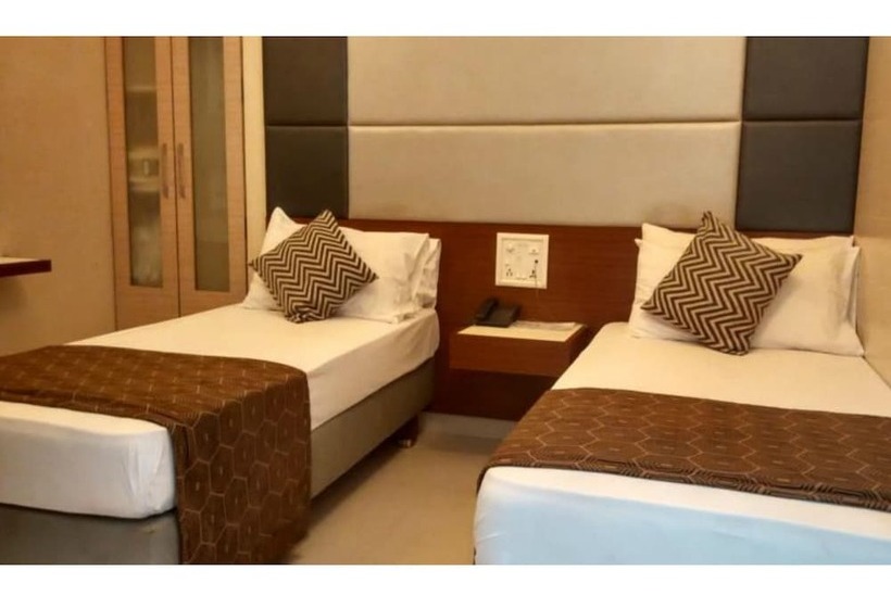 Quarto Superior, Elphinstone