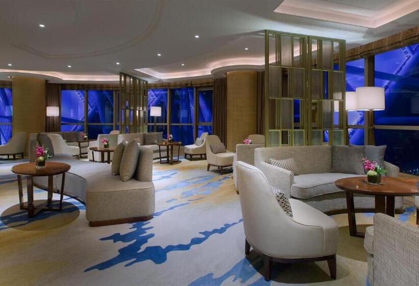 Люкс Повышенной Комфортности, Sheraton Zhanjiang