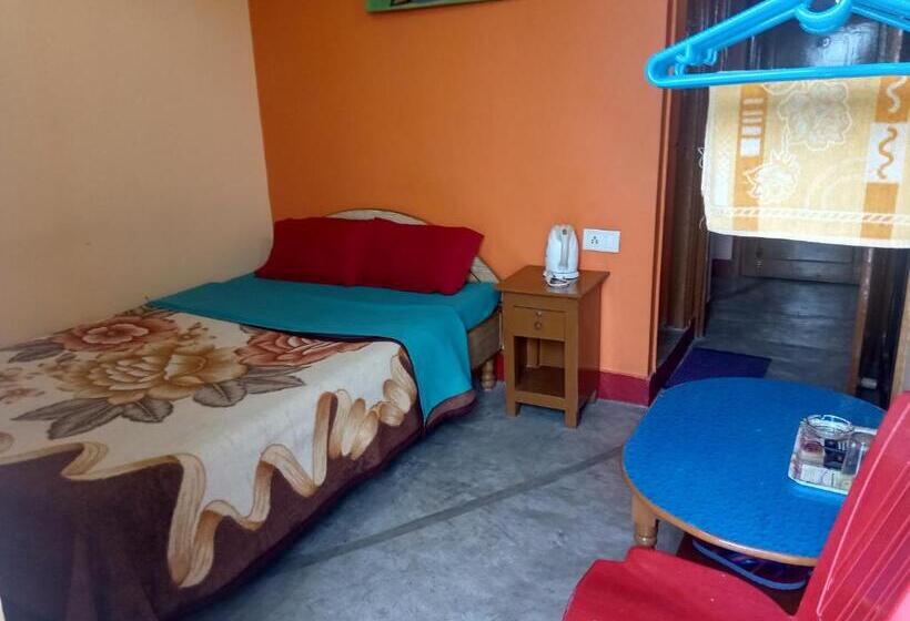اتاق اکونومی یک تخته, Kundanbazar Guest House
