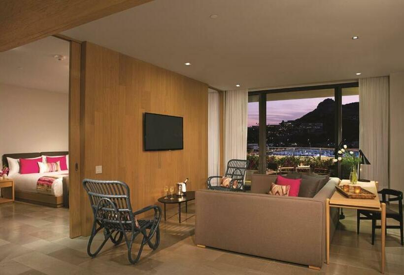 سوئیت مستر, Breathless Cabo San Lucas   Adults Only