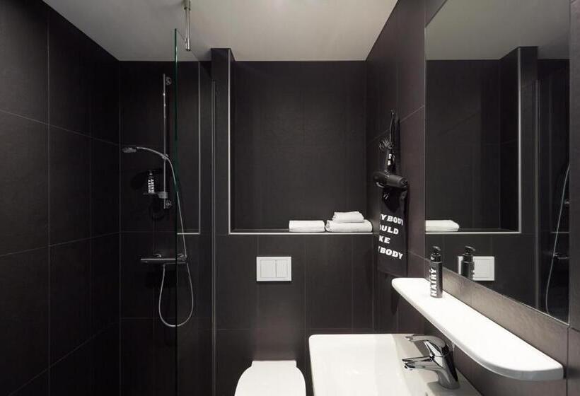 Executive Room, The Social Hub Amsterdam City