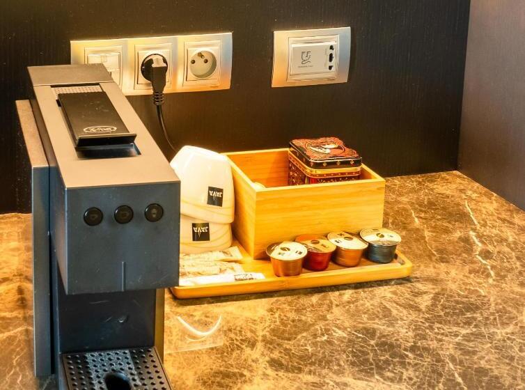 Номер Deluxe, Tower Hotel Aalst