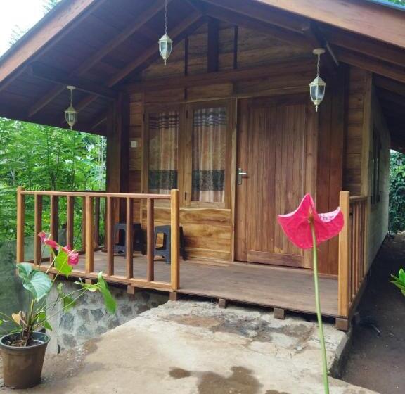 Номер Стандарт с Балконом, Diyaluma View Cotage