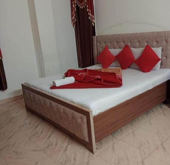 اتاق اکونومی, Holiday Inn Paradise