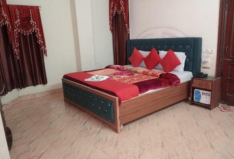 اتاق اکونومی, Holiday Inn Paradise