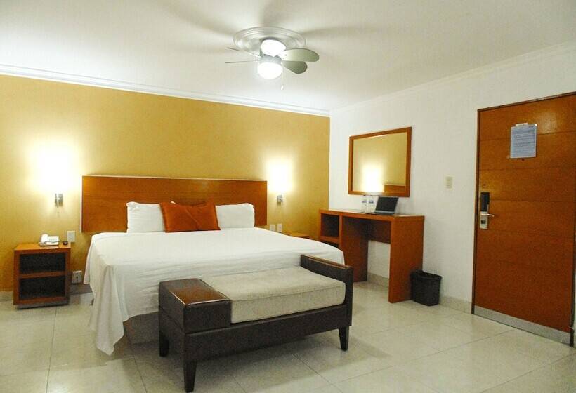 Quarto Familiar, River Poliforum