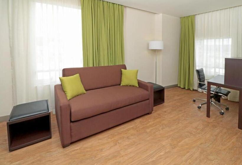 스위트, Staybridge Suites San Luis Potosi, An Ihg
