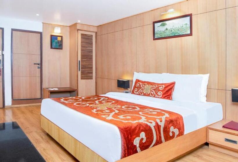 اتاق لوکس با چشم‌انداز, Summit Swiss Heritage Resort & Spa