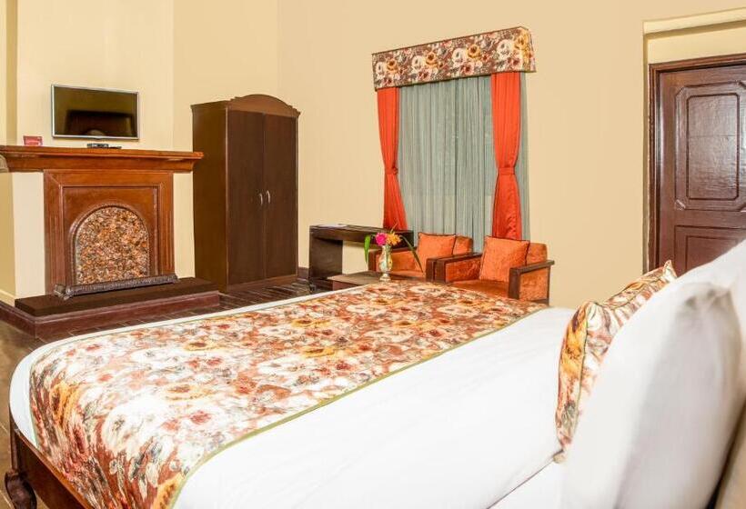 سوئیت با چشم‌انداز, Summit Swiss Heritage Resort & Spa
