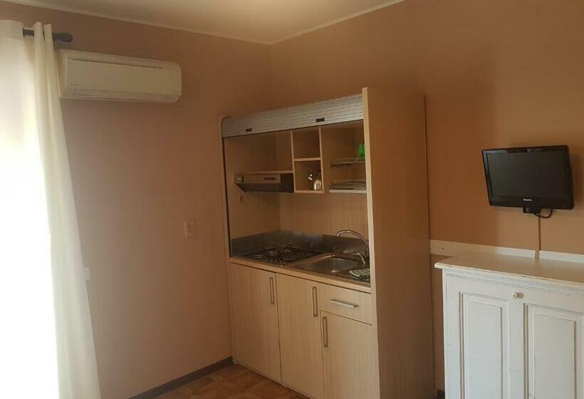 استودیو استاندارد با تراس, Residence La Meridiana